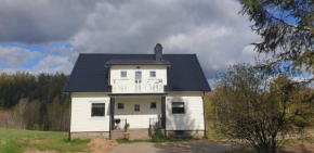 Stort hus i vackra Karl Gustav, när fin bad och fiskesjö och Ullared in Karl Gustav